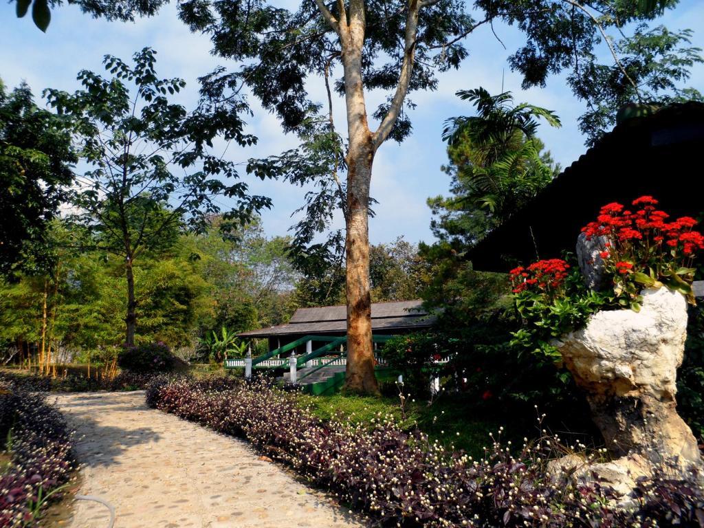 Khunnam Rimtarn Resort Mae Sai Ngoại thất bức ảnh