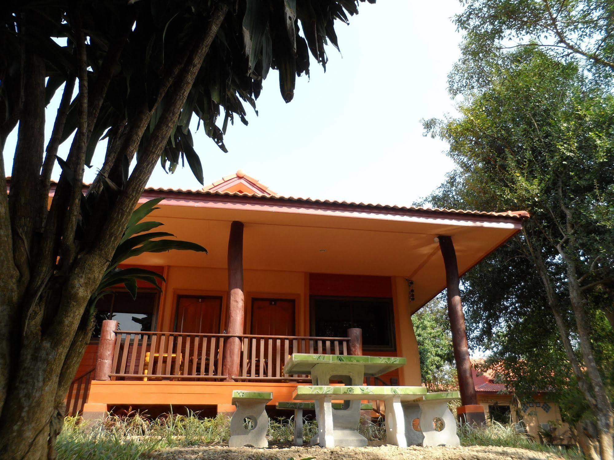 Khunnam Rimtarn Resort Mae Sai Ngoại thất bức ảnh